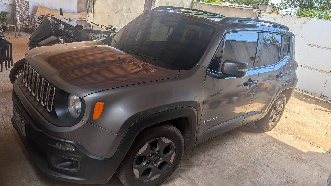 Renegade Sport 1.8 4x2 Flex 16V Aut.